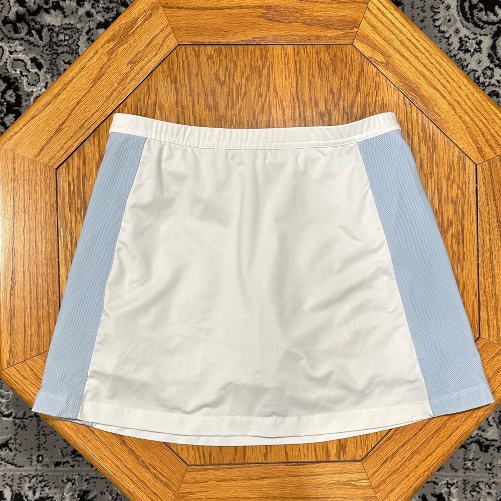 *TAIL* White x Blue Mini Golf Skort Size Small
